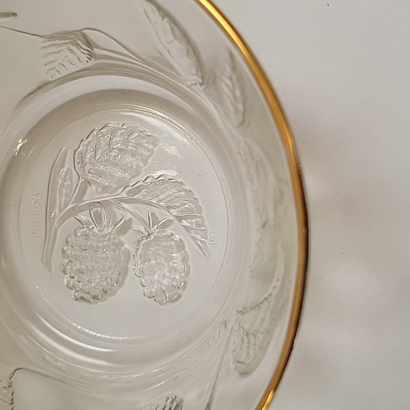 French Jam Berry Bowl Textured Design Raspberries & Leaves Clear Glass. - Picture 5 of 8
